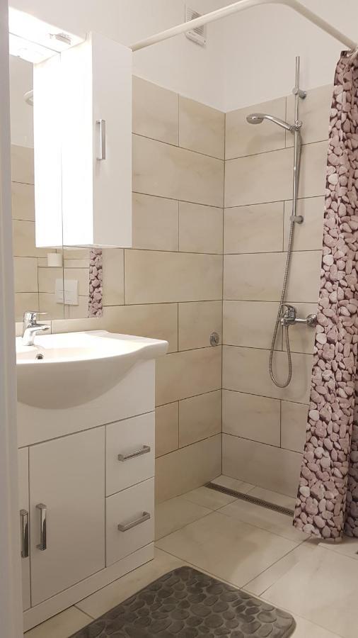 Hamo Apartments & Soba لومباردا المظهر الخارجي الصورة